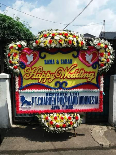 Karangan Bunga Pernikahan  di Sumatera Barat